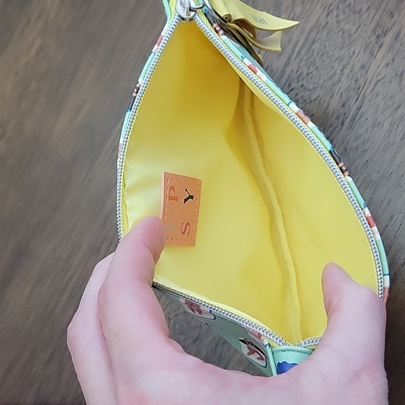 Four Ipsy Makeup Bags - Picture 4 of 11